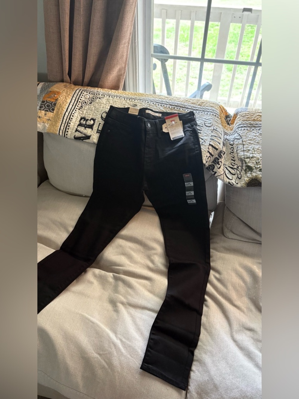 NWT Levi's Black Women's Skinny Jeans